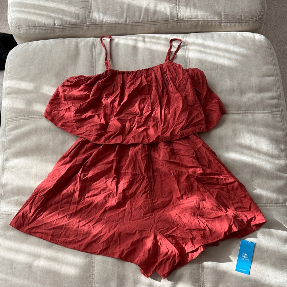 CupShe Red Ruffled Romper NWT Size Small